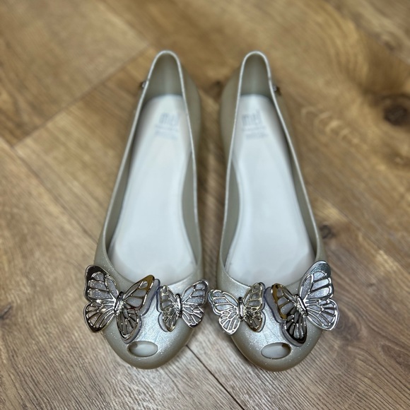 Mel by Melissa Other - Mel by Melissa Ultragirl Fly II Flat size 3